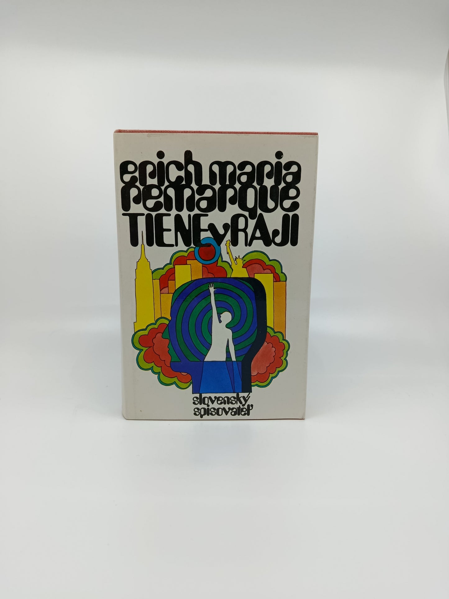 Erich Maria Remarque – Tiene v raji