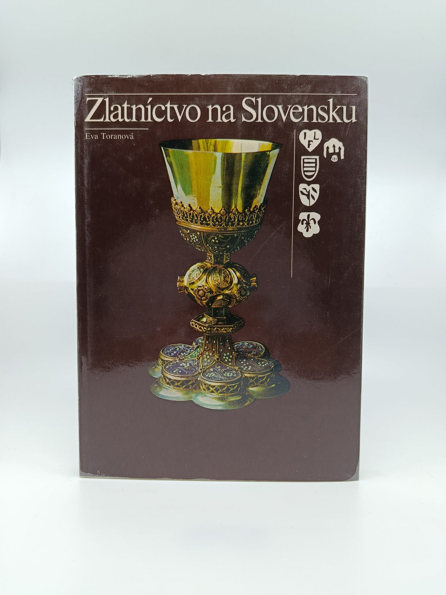Eva Toranová – Zlatníctvo na Slovensku
