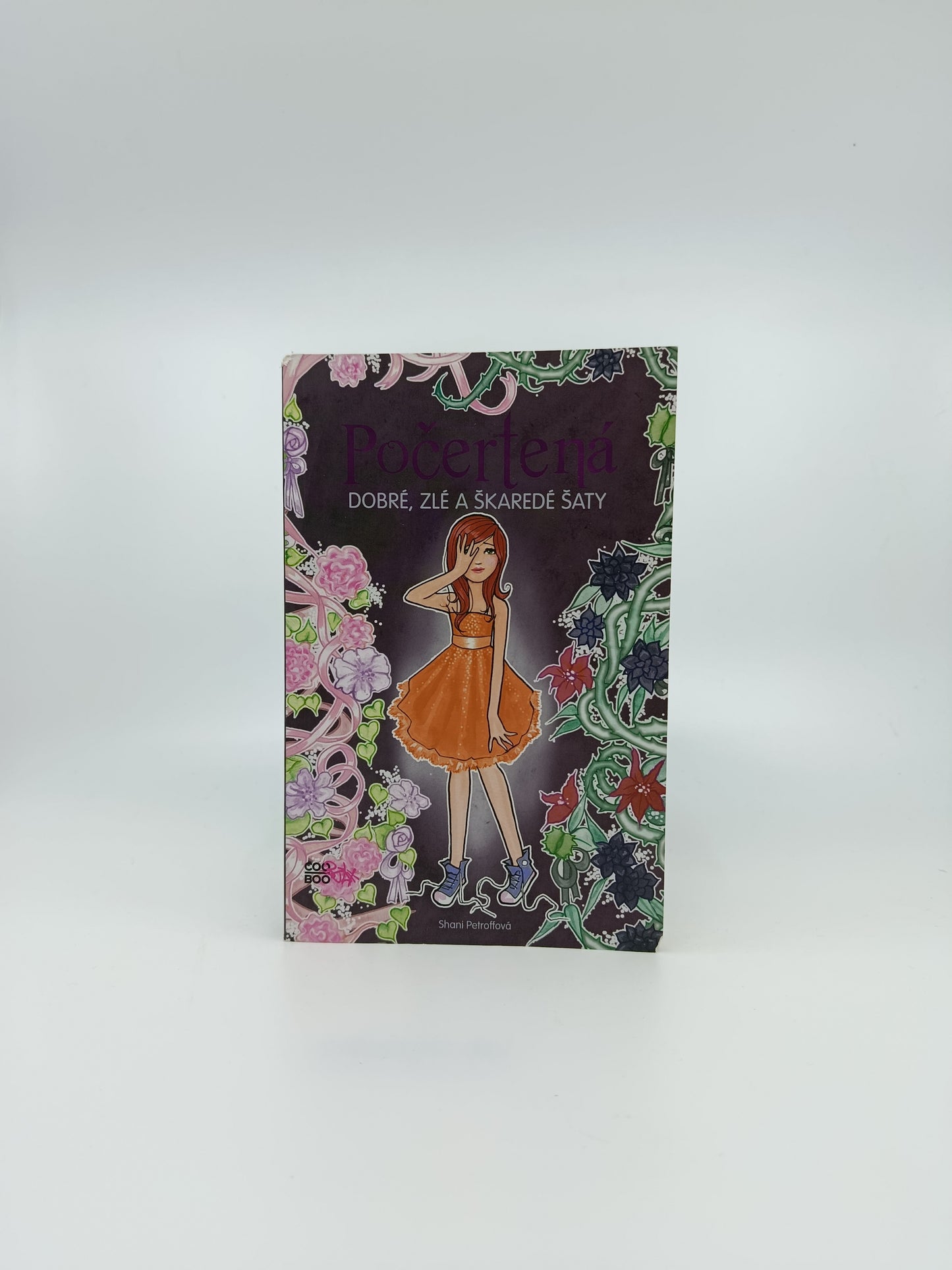 Počertená: Dobré, zlé a škaredé šaty – Shani Petroffová