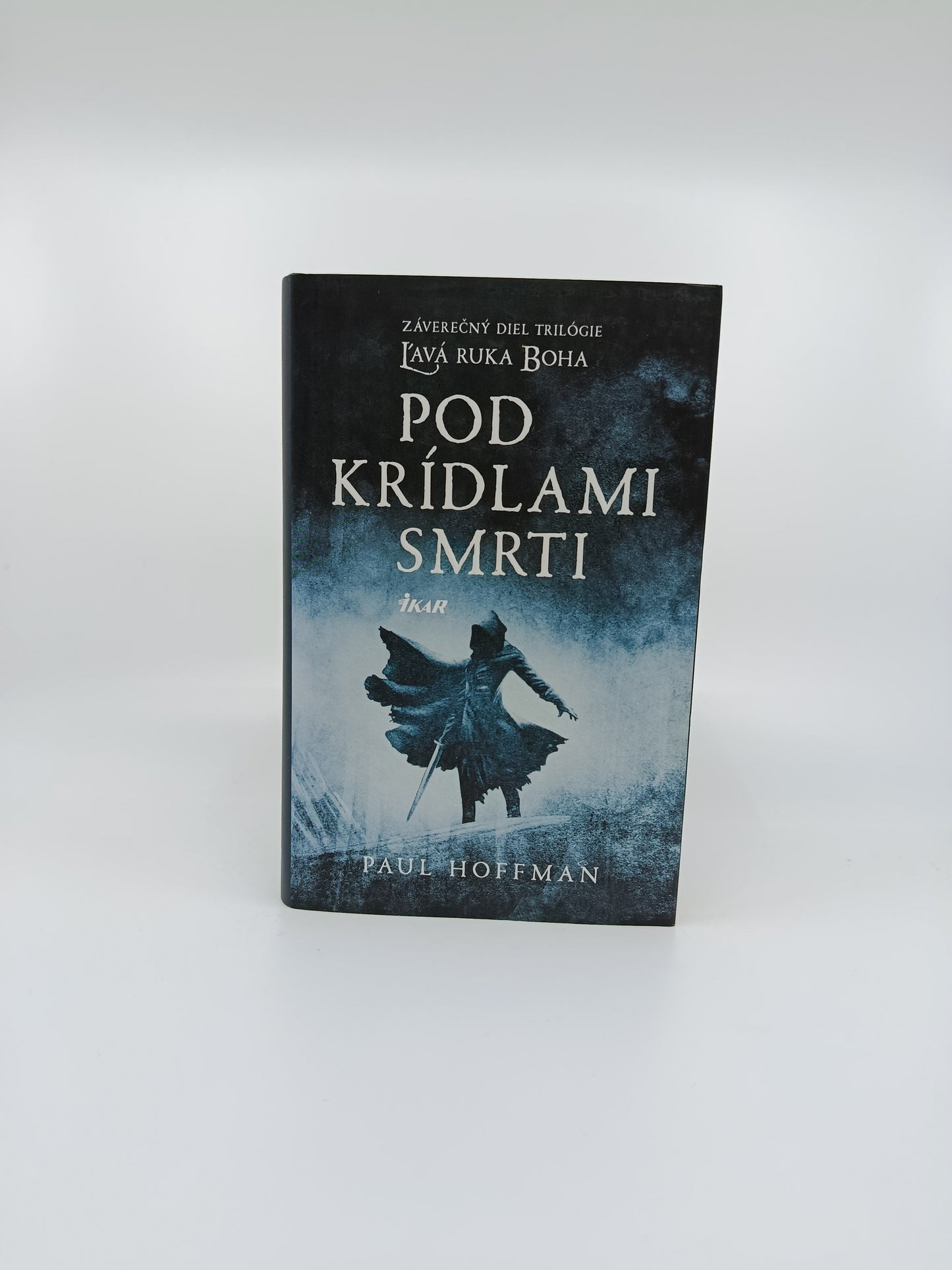 Paul Hoffman – Pod krídlami smrti