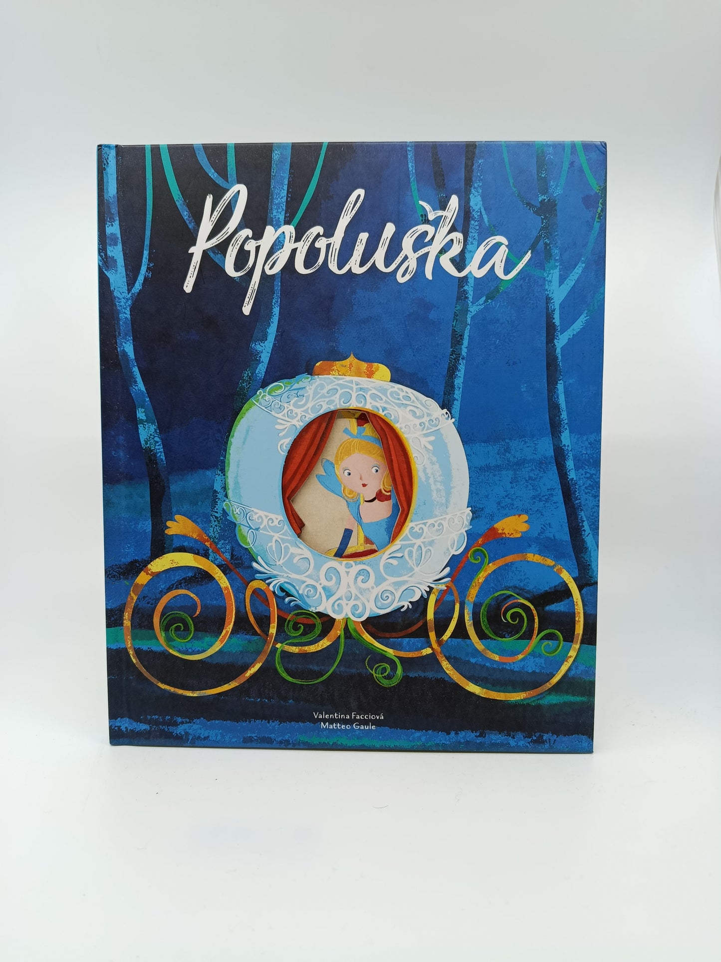 👠 Popoluška – Valentina Facciová & Matteo Gaule
