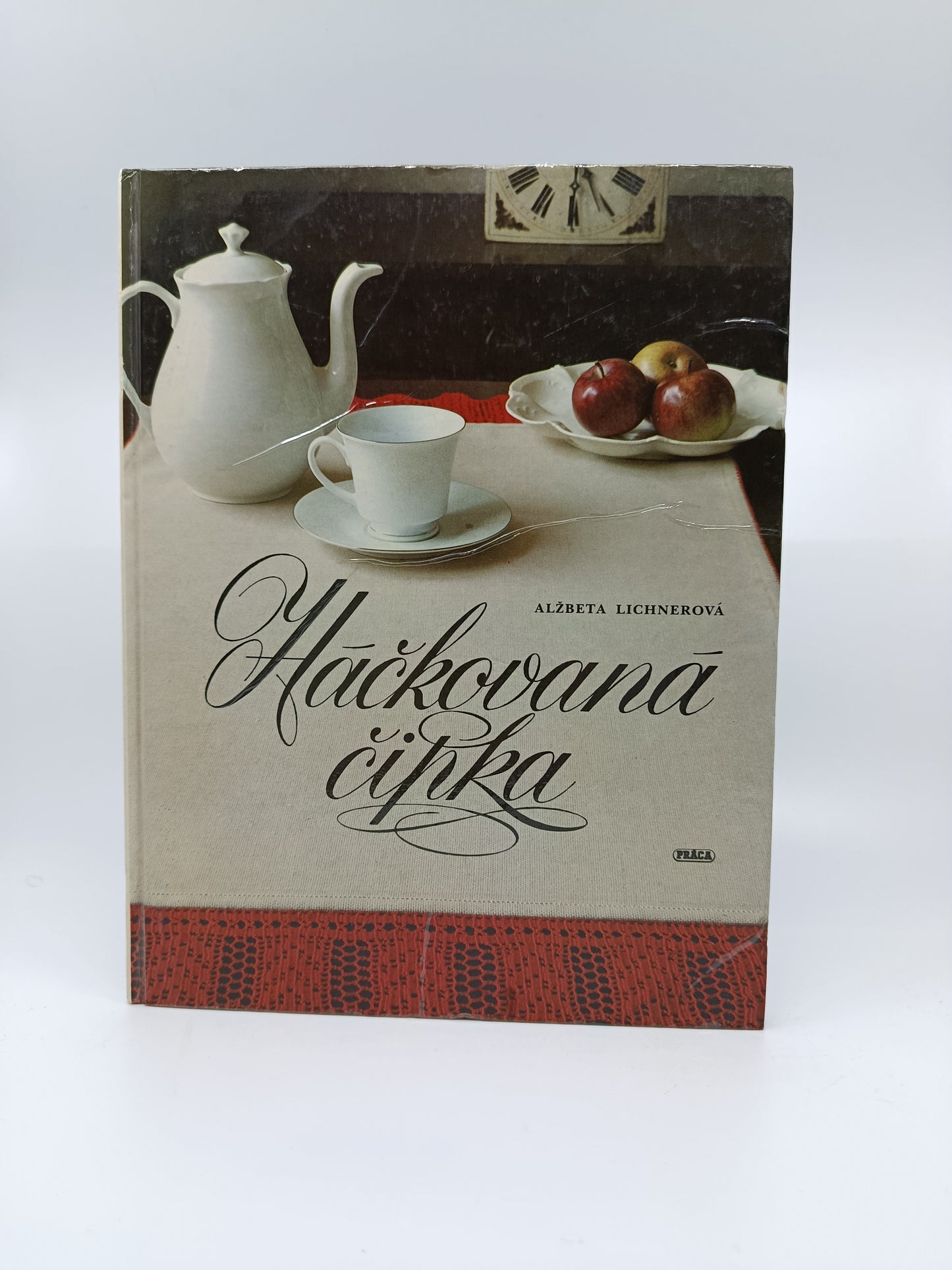 Alžbeta Lichnerová – Háčkovaná čipka