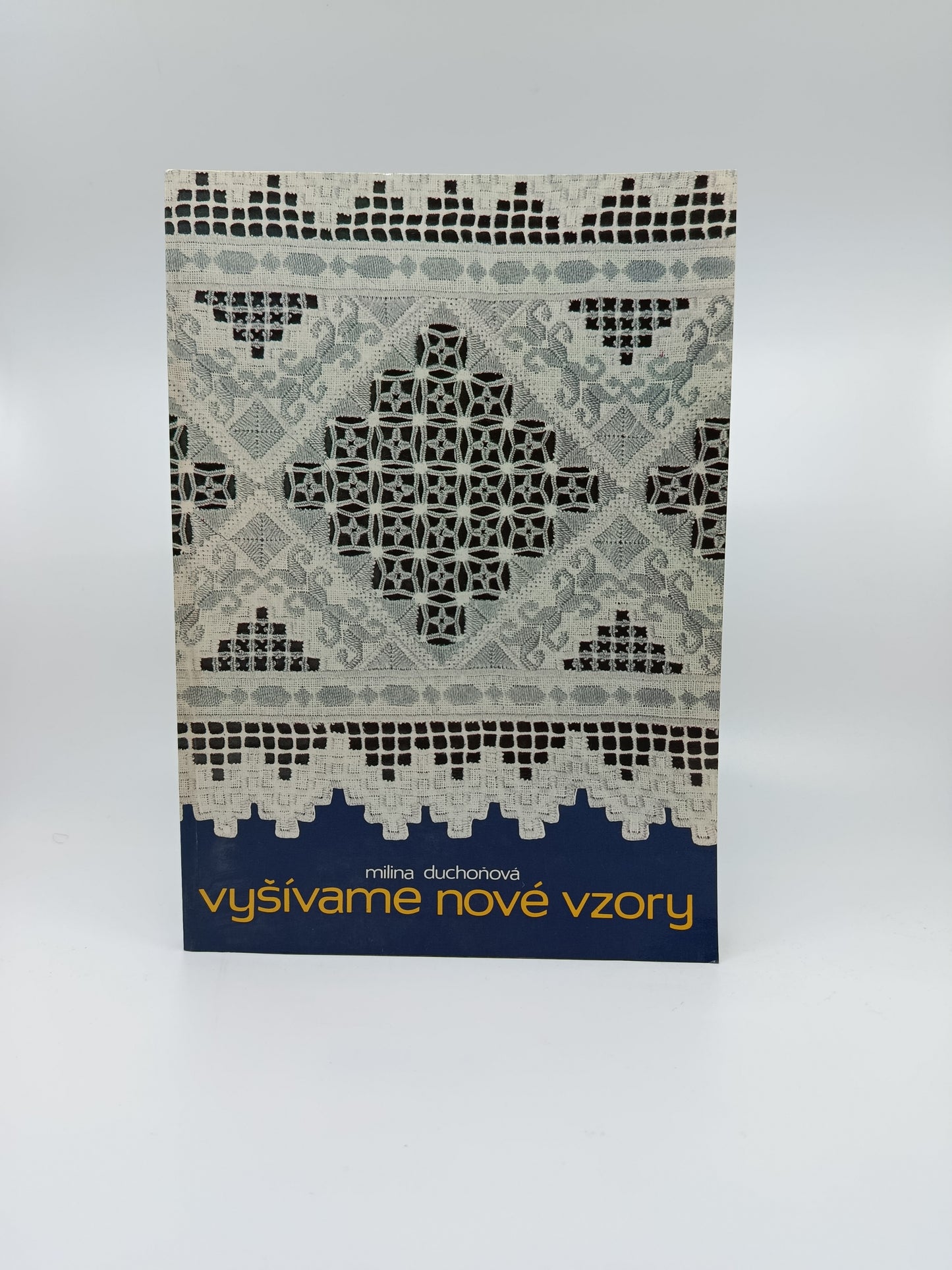 Milina Duchoňová – Vyšívame nové vzory