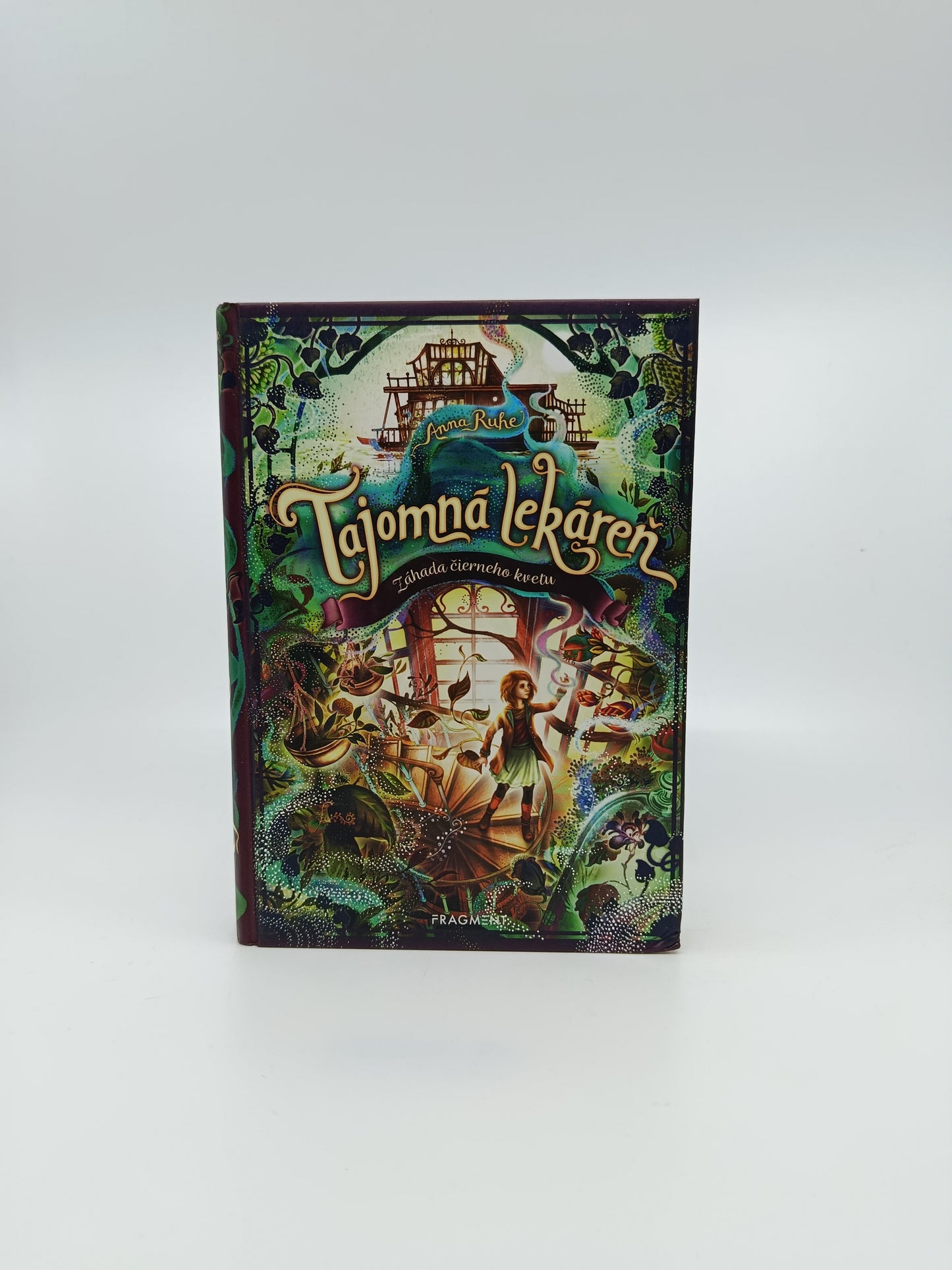 Tajomná lekáreň: Záhada čierneho kvetu – Anna Ruhe