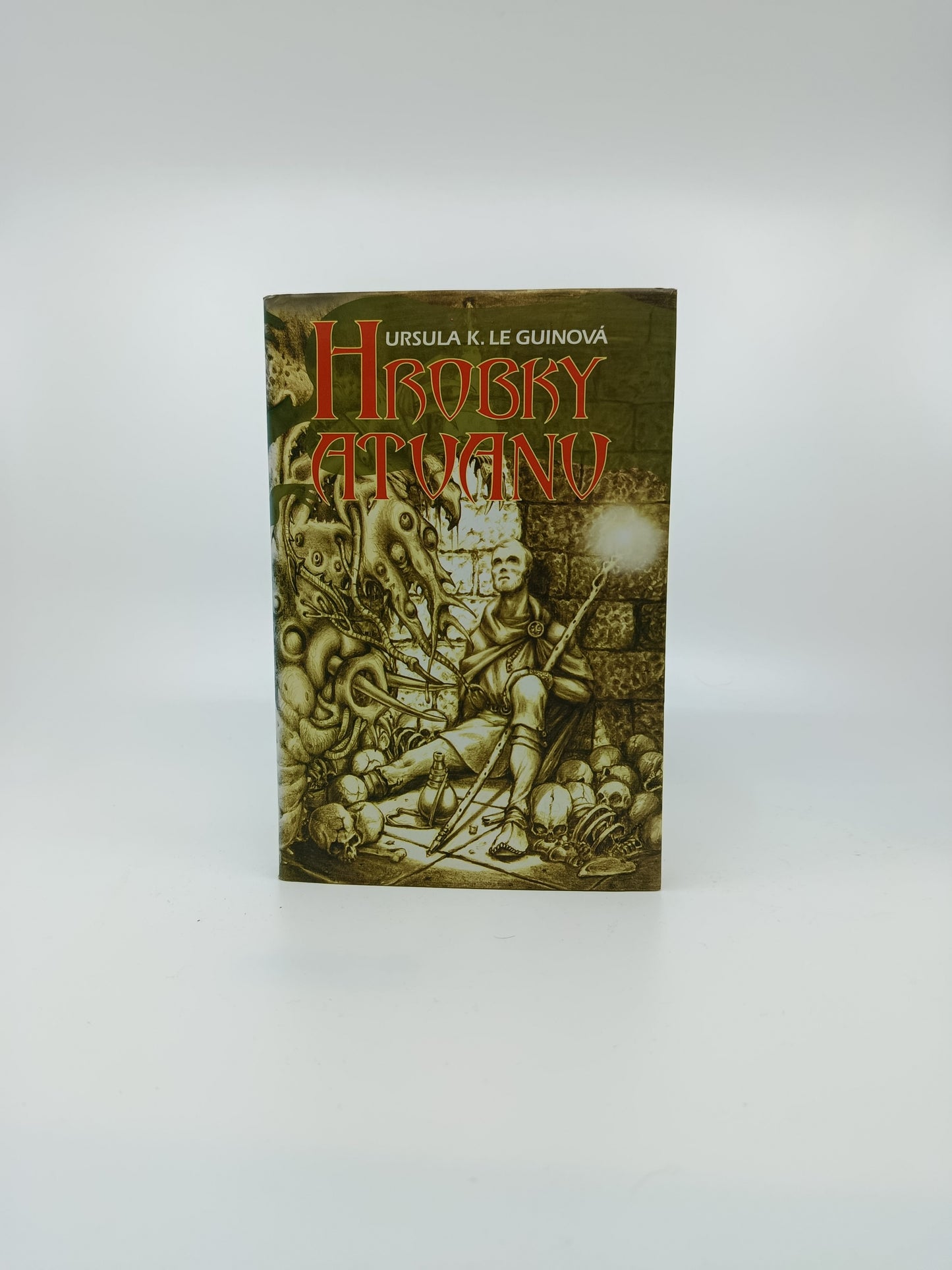 Ursula K. Le Guinová – Hrobky Atuanu