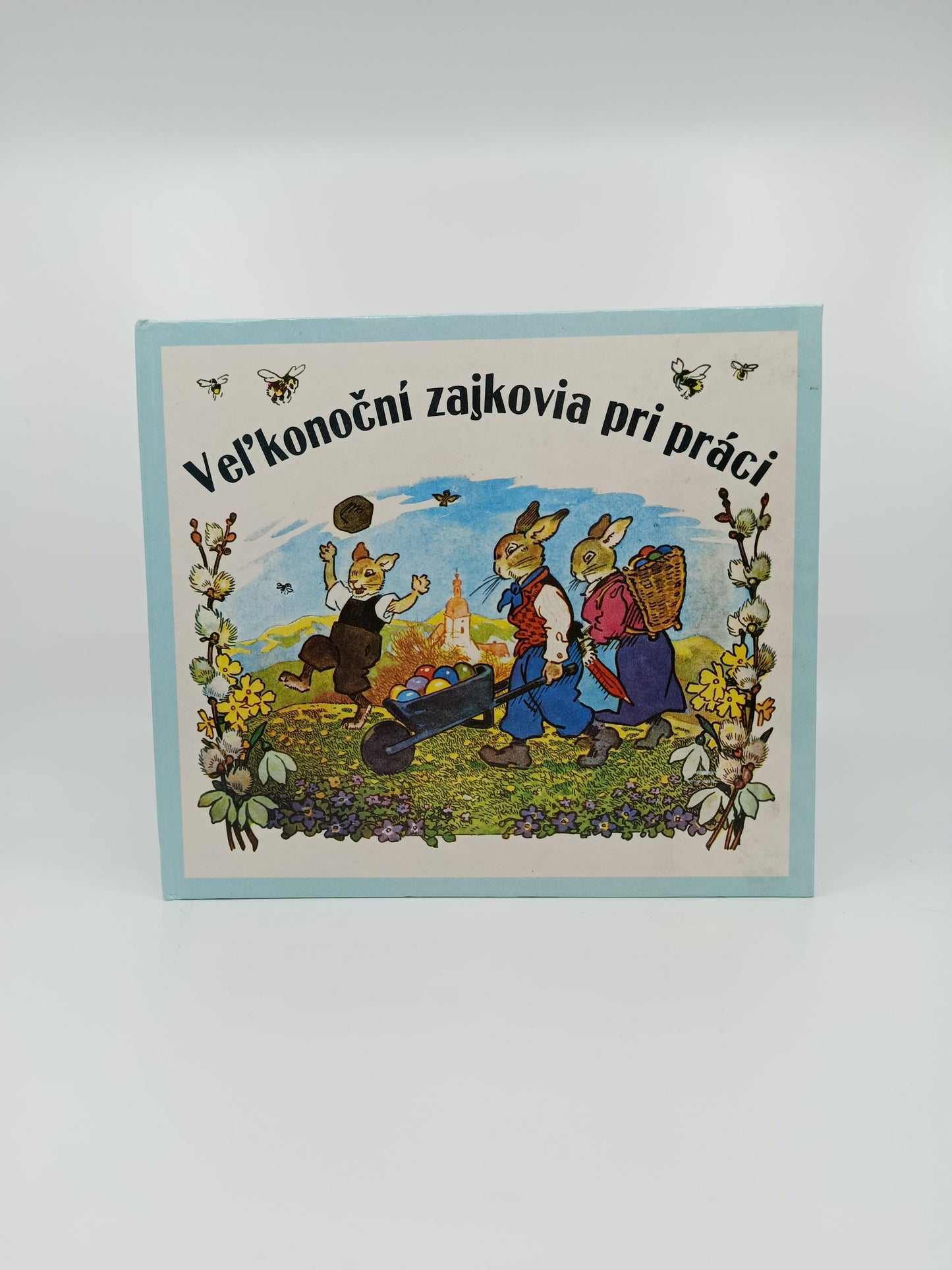 🐇 Veľkonoční zajkovia pri práci